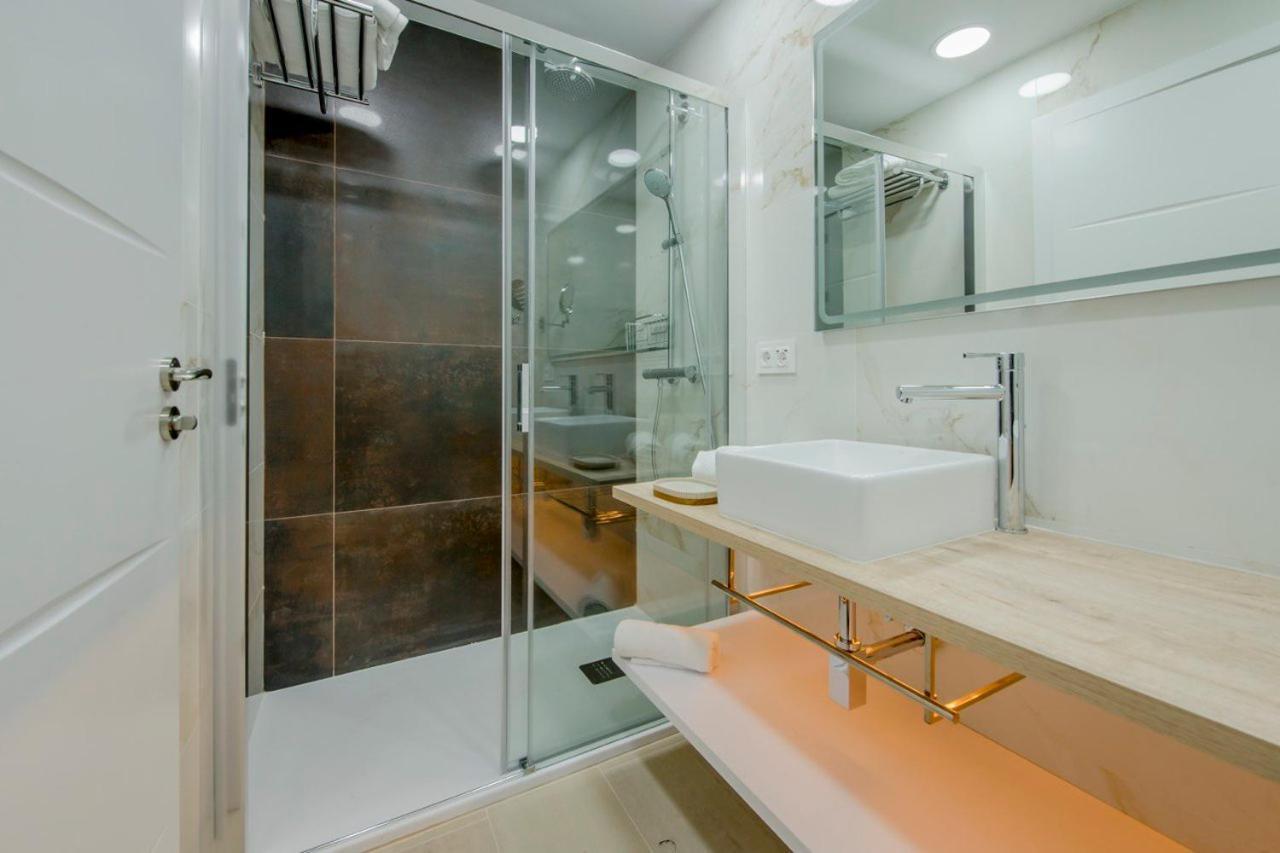 Suara Apartamentos 1 Madrid Dış mekan fotoğraf