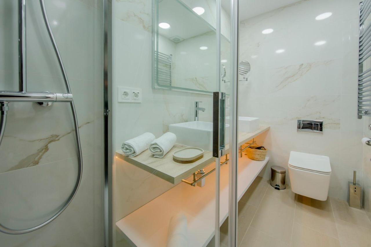 Suara Apartamentos 1 Madrid Dış mekan fotoğraf