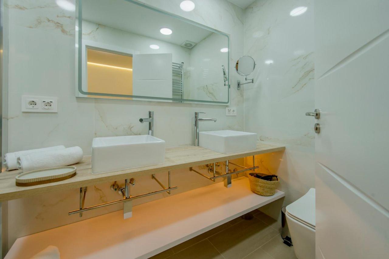 Suara Apartamentos 1 Madrid Dış mekan fotoğraf